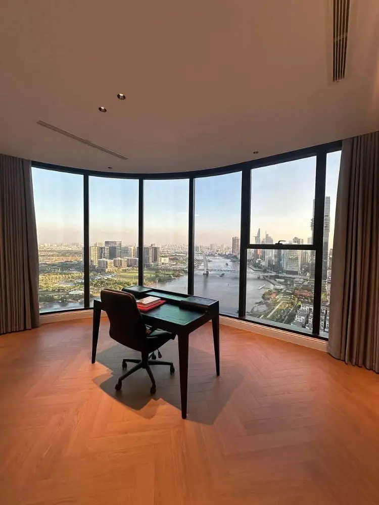 For Rent 3BR-2WC| Curved Layout| View Bitexco Vinhomes Golden River Bason Quận1
